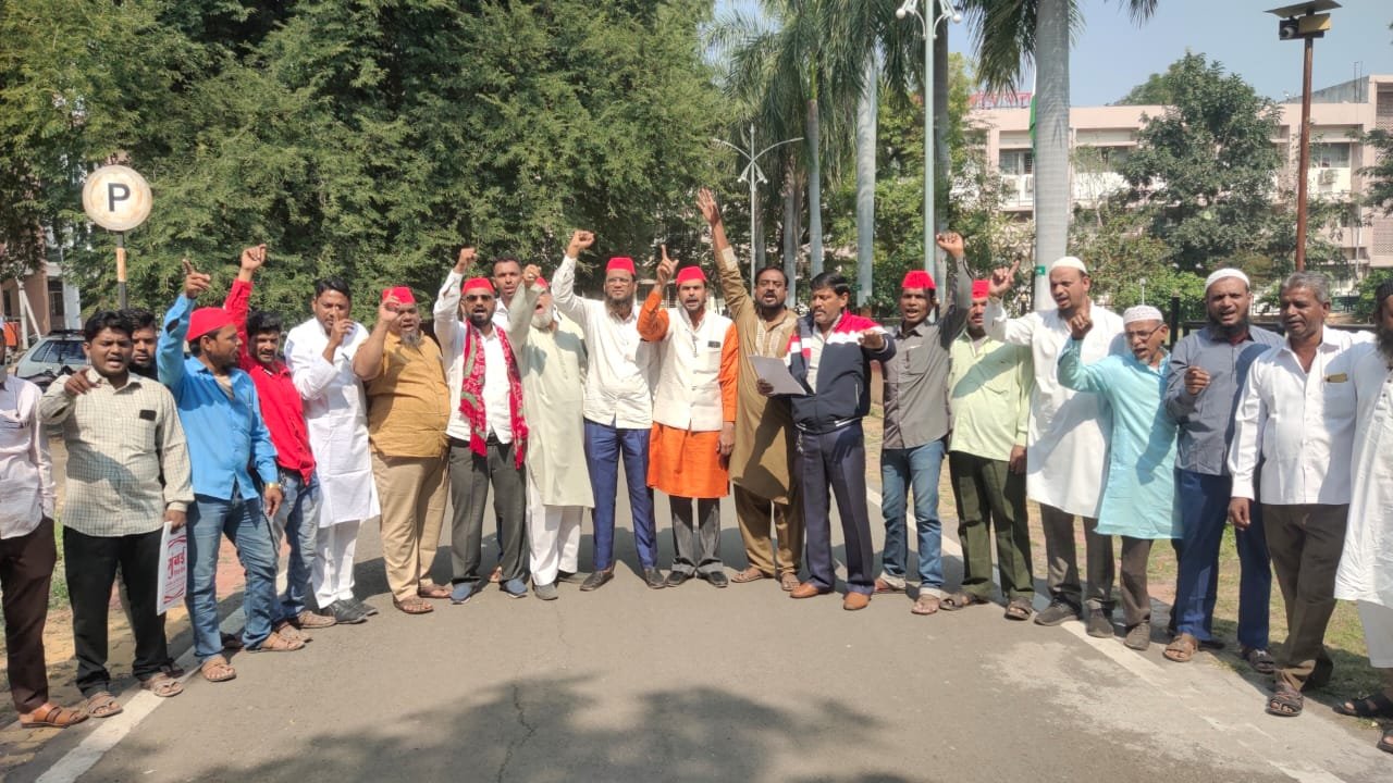 त्रिपुरा दंगा के विरोध में खान्देश के धुले, जलगांव और नंदुरबार ज़िले में अल्पसंख्यक समुदाय के इलाकों में रहा शत प्रतिशत बंद | New India Times