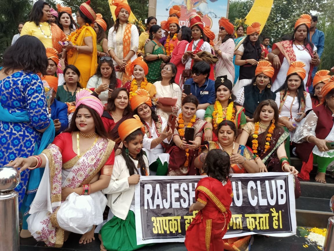 महारानी लक्ष्मीबाई की जयंती के उपलक्ष्य में महिला कार्यकर्ता हर्षिता तिवारी के सौजन्य से निकाली गई यात्रा | New India Times