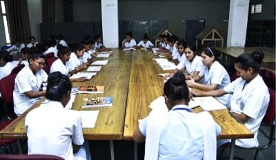 ग्वालियर हाईकाेर्ट ने नर्सिंग कालेजों को दी अंतरिम राहत, नामांकन खोलने के दिए निर्देश | New India Times