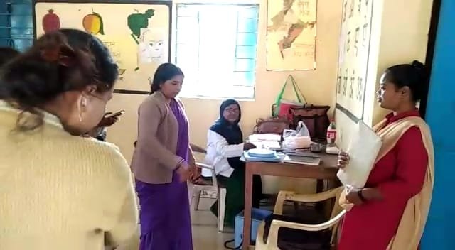 बच्चों को लगे स्वास्थ्य टीके एवं महिलाओं का हुआ स्वास्थ्य परीक्षण | New India Times