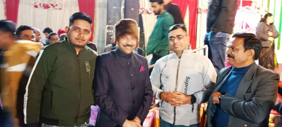 देवेंद्र सिंह तोमर की पुत्री रूपम और चिरंजीवी अमित की शादी के अवसर पर हज़ारों लोगों ने शिरकत कर दोनों को दिया आशिर्वाद | New India Times