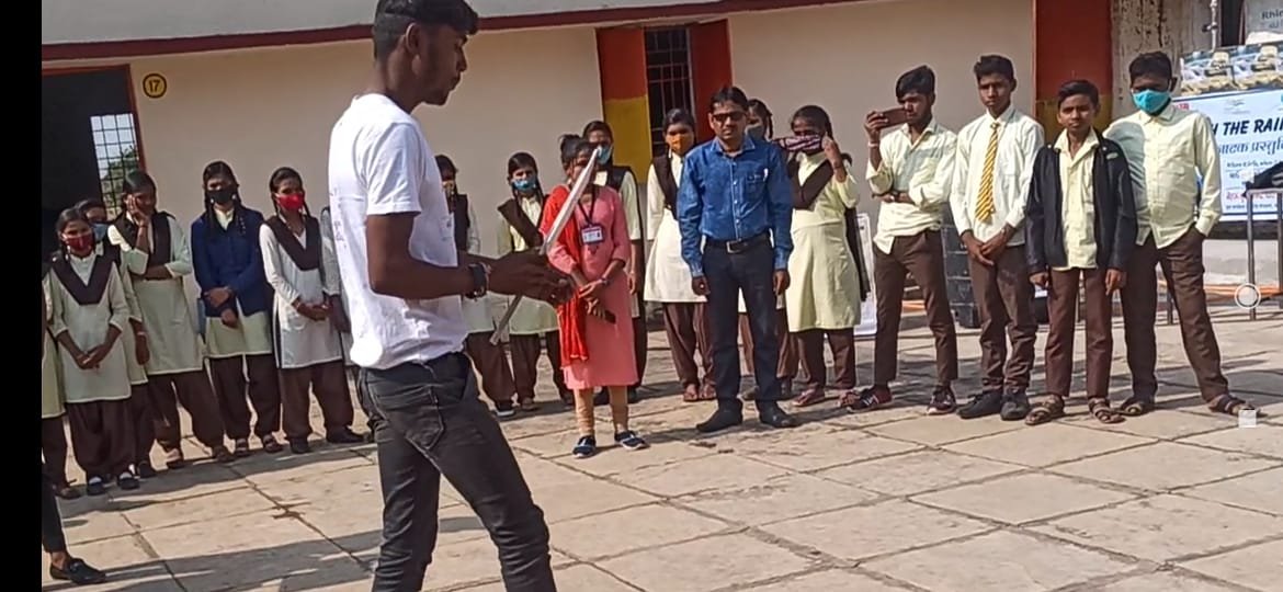 नुक्कड़ नाटक के माध्यम से जल संरक्षण और वैक्सीनेशन का दिया गया संदेश | New India Times