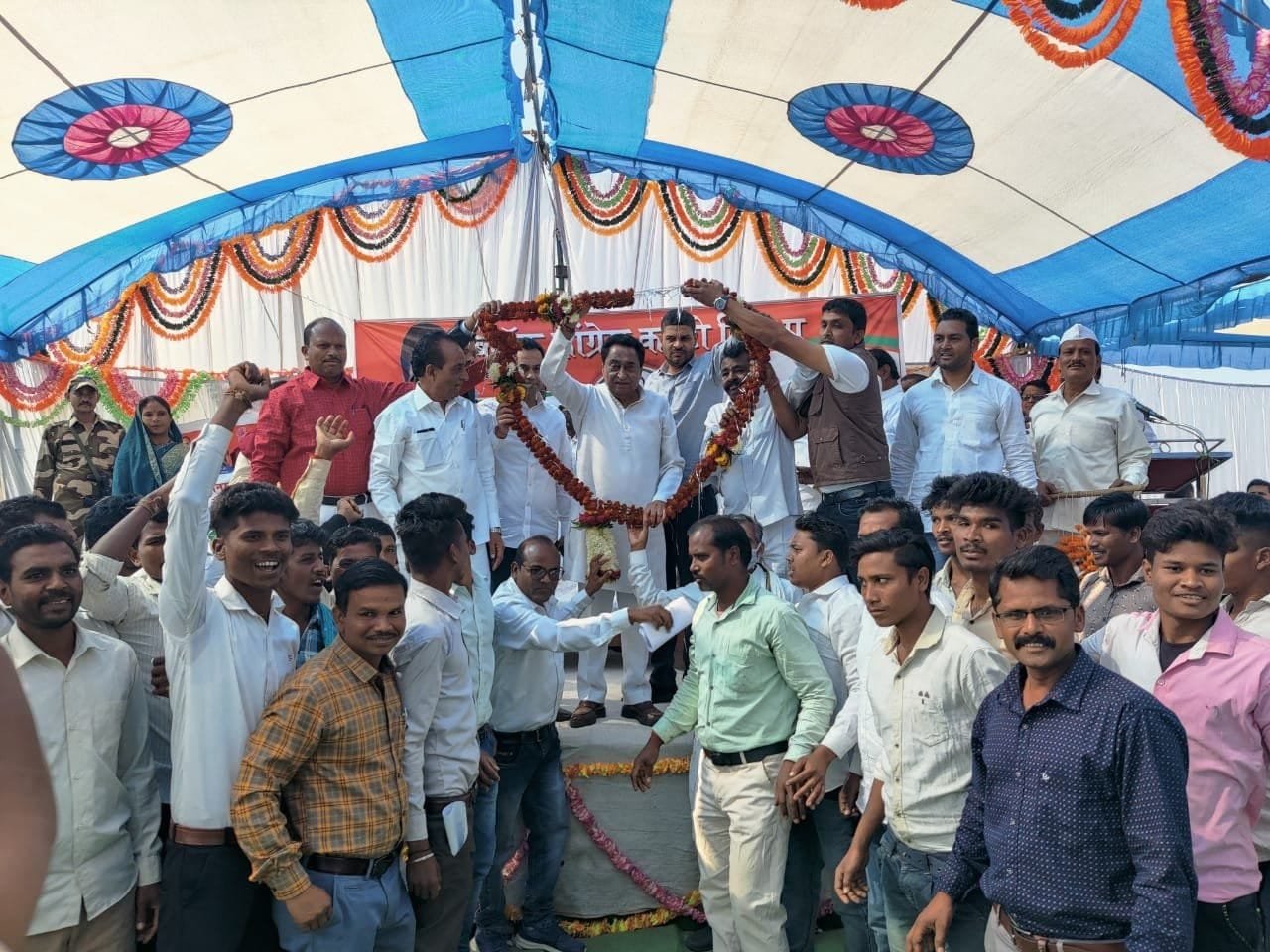 शिवराज सिंह 18 साल का हिसाब दें, मैं 15 माह का दे दूंगा: कमलनाथ. देश और प्रदेश के क्या हालात हैं यह किसी से छिपे नहीं हैं: नकुलनाथ | New India Times