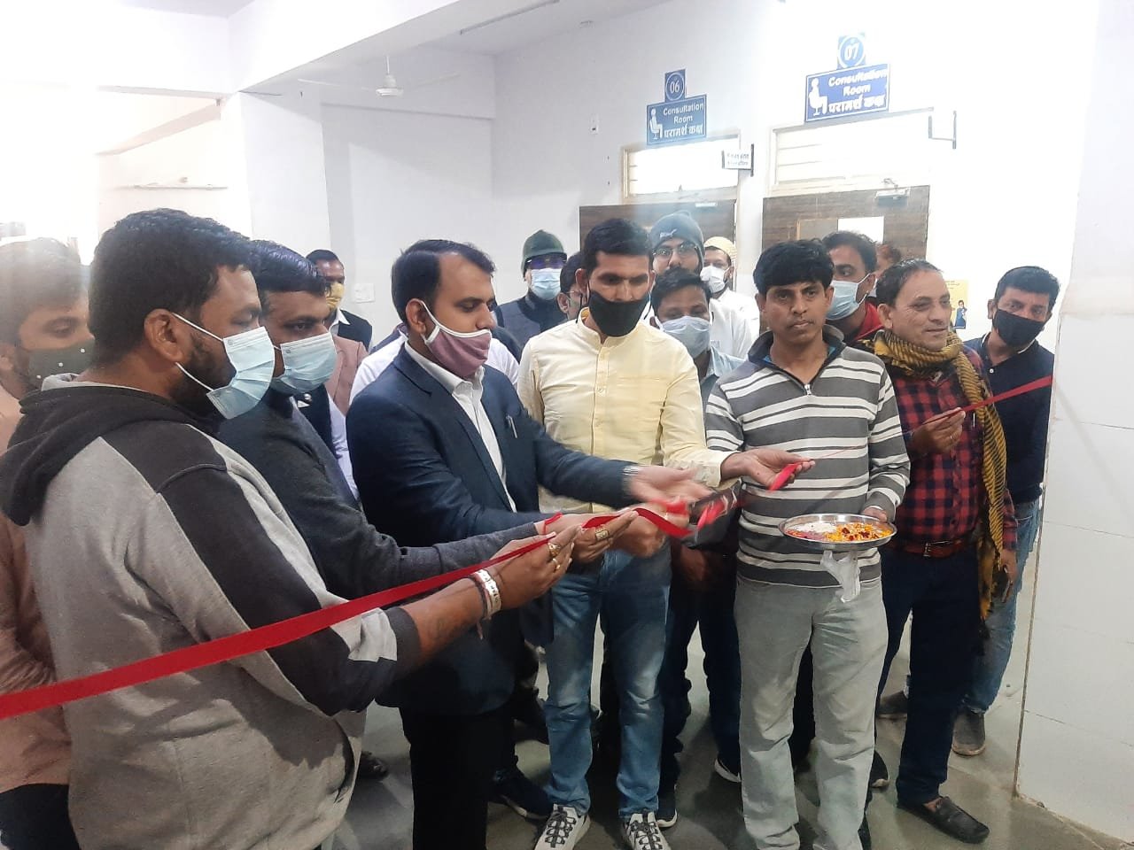 पेटलावद, थांदला, मेघनगर, झाबुआ सिविल अस्पतालों में जिला कलेक्टर सोमेश मिश्रा ने फिता काटकर रोटरी कंबल बैंक का किया शुभारंभ | New India Times