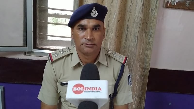 नव वर्ष पर पुलिस द्वारा दबोचे गए शराब माफिया, कच्ची शराब बरामद | New India Times