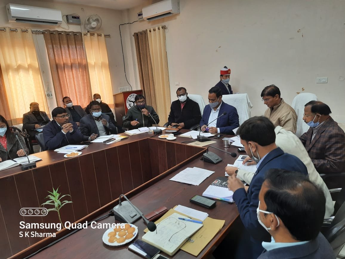 डीएम ने चुनाव को लेकर नोडल अधिकारियों के साथ की बैठक | New India Times