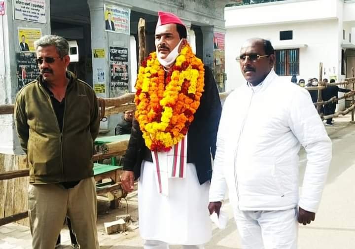 नगर विधानसभा 135 से सपा प्रत्याशी तनवीर खान ने दाखिल किया नामांकन | New India Times