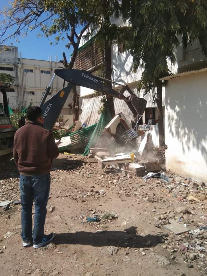 जिला प्रशासन ने बैरागढ़ में 8 करोड़ की लागत की शासकीय भूमि को कराया अतिक्रमण मुक्त | New India Times