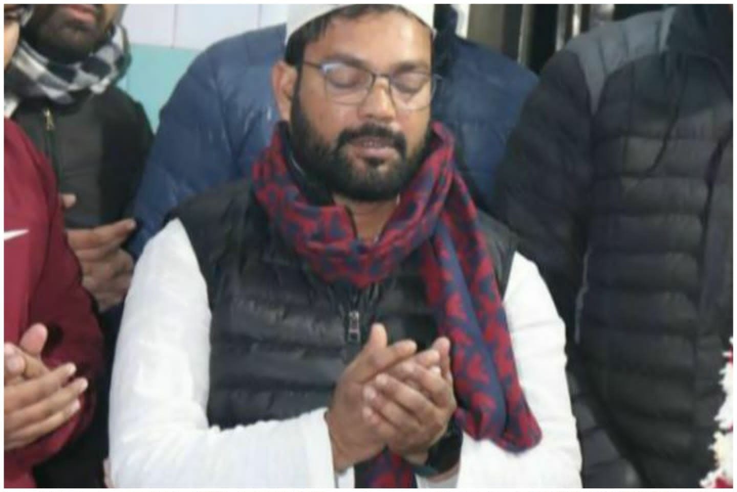 सैय्यद सालार मसऊद गाज़ी की दरगाह पहुंचे बसपा प्रत्याशी ने मांगी देश से कोरोना के खात्मे व अमन चैन कायम रहने की दुआएं | New India Times