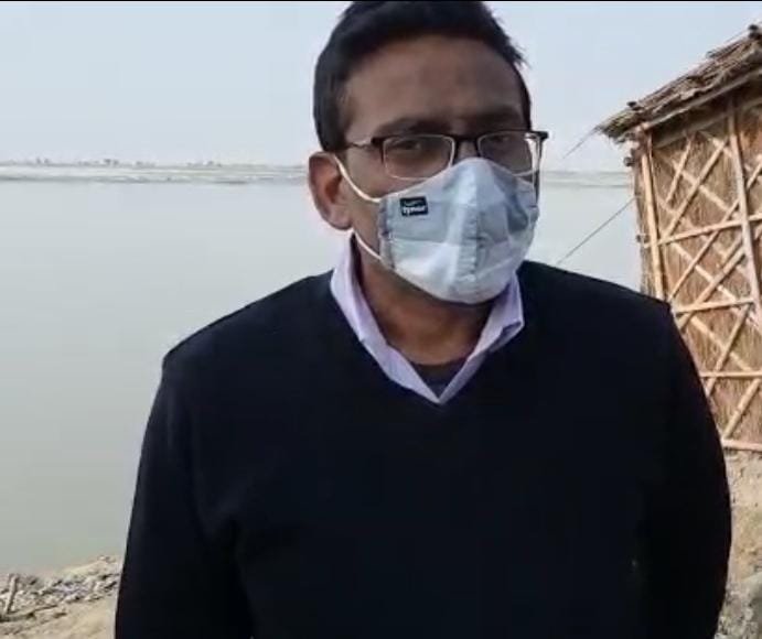 उत्तरवाहिनी गंगा में हजारों श्रद्धालुओं ने लगाई डुबकी 3 उत्तरवाहिनी गंगा में हजारों श्रद्धालुओं ने लगाई डुबकी | New India Times