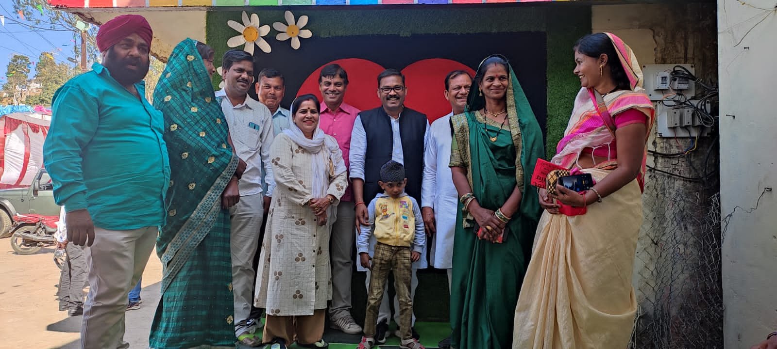 दमुआ बस स्टैंड में सुलभ शौचालय एवं बर्तन बैंक का विधायक द्वारा किया गया लोकार्पण | New India Times