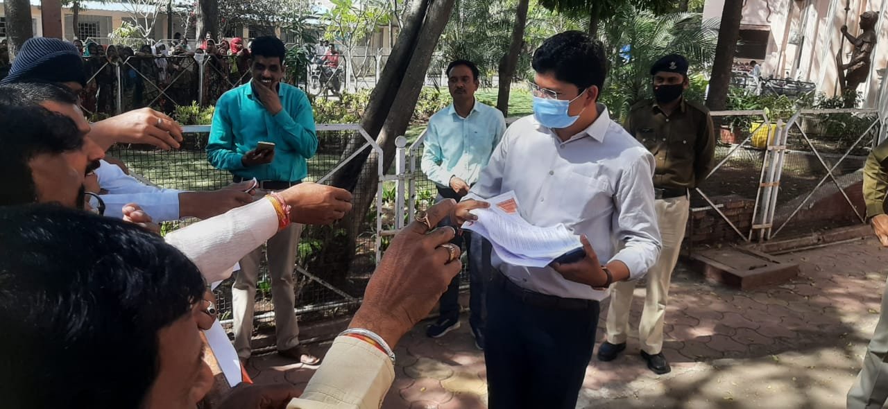 भारतीय मजदूर संघ ने उठाई अतिथि शिक्षकों के नियमितीकरण की मांग | New India Times