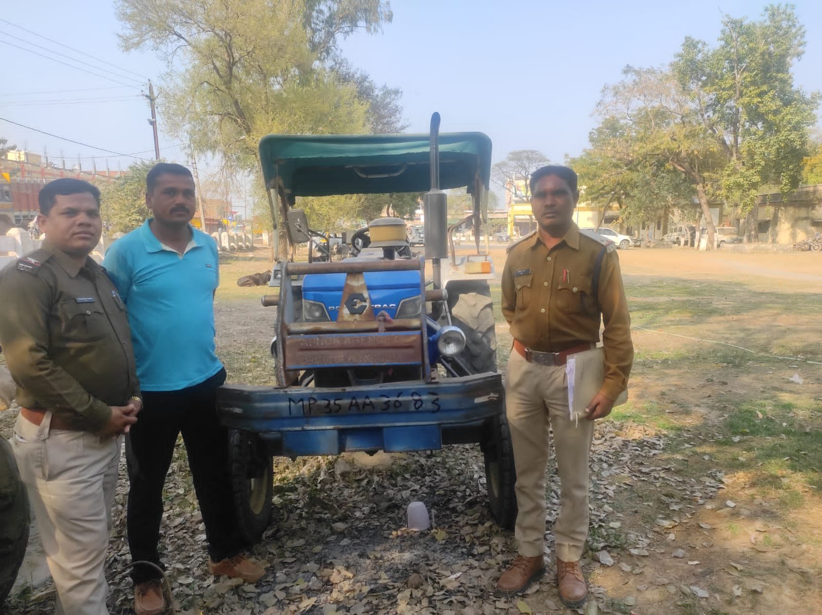 अमांगनज पुलिस ने ट्रेक्टर चोर को किया गिरफ्तार | New India Times