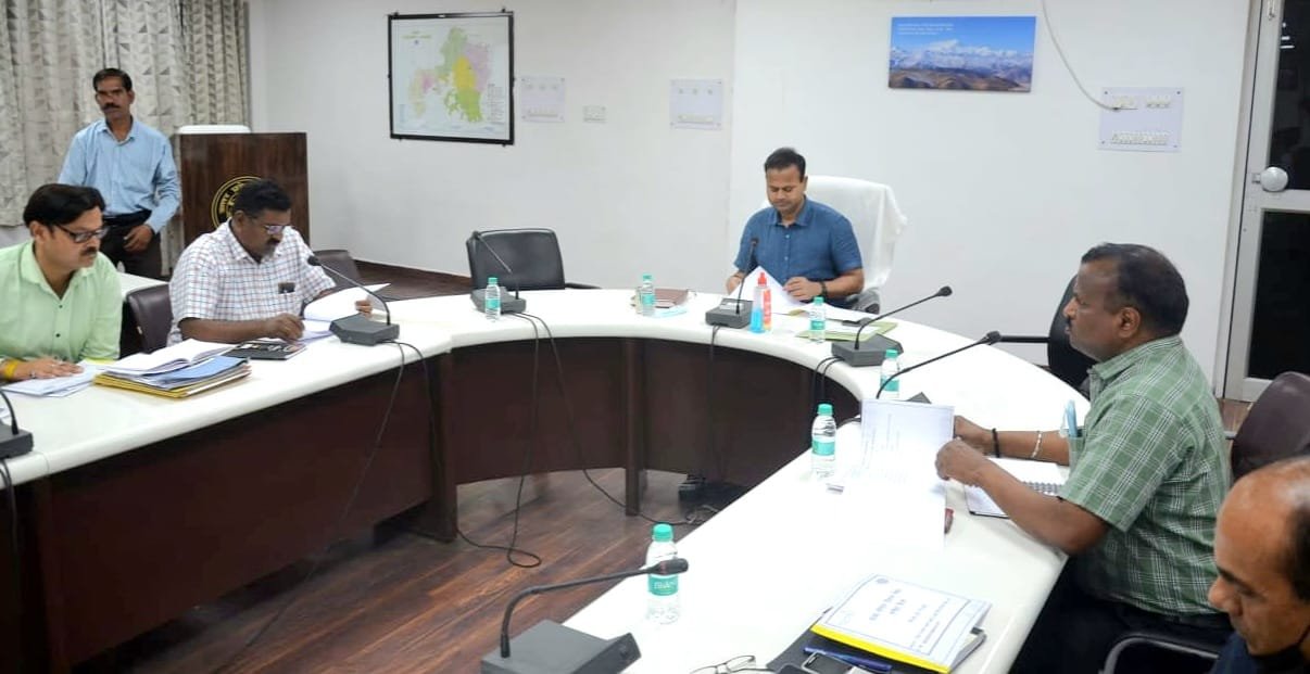 शून्य प्रगति वाले प्रशिक्षण प्रदाता एजेंसी को ब्लैक लिस्टेड किए जाने के डीएम ने दिये निर्देश, 7344 लक्ष्य के सापेक्ष 2835 को दिया गया प्रशिक्षण, शेष को भी गुणवत्तापूर्ण प्रशिक्षण दिए जाने के निर्देश | New India Times