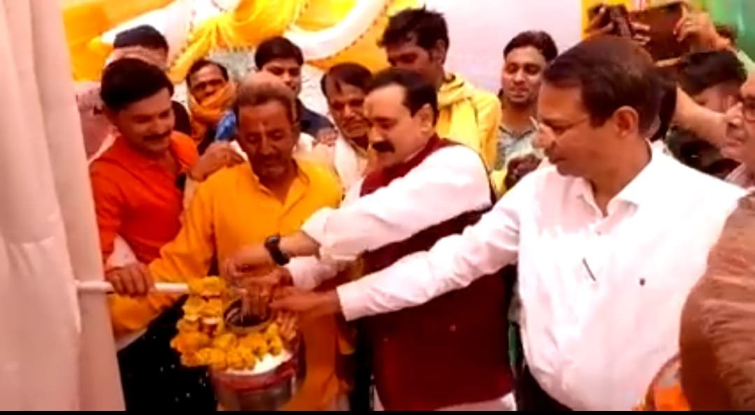 सरकार सभी वर्गों के कल्याण के लिए कर रही है कार्य: डॉ. मिश्र. गृह मंत्री ने ग्राम कटीली में 47 लाख 39 हजार की नलजल योजना का किया लोकार्पण | New India Times