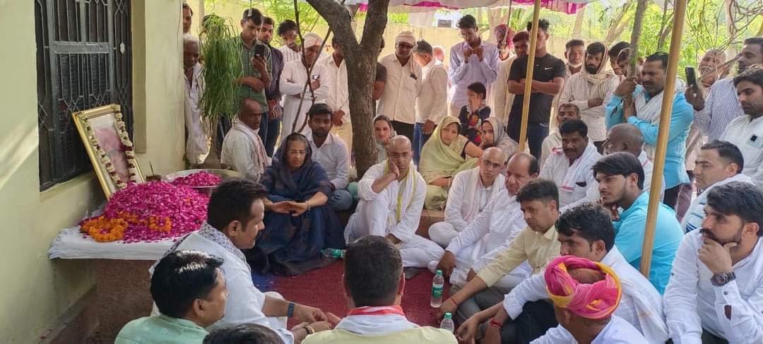 पूर्व केन्द्रीय मंत्री सुभाष महरिया ने कर्नल किरोड़ी सिंह बैसला को अर्पित की श्रंद्धाजलि | New India Times