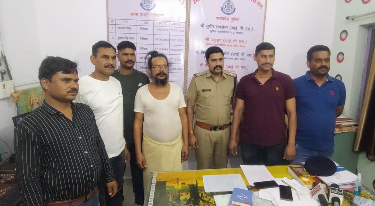 13 वर्ष बाद पुलिस के हत्थे चढ़ा राहुल साहू हत्याकांड का मास्टर माइंड, फिरौती के लालच में किया था 6 वर्षीय मासूम अपहरण, पत्थरों से कुचल की थी हत्या | New India Times