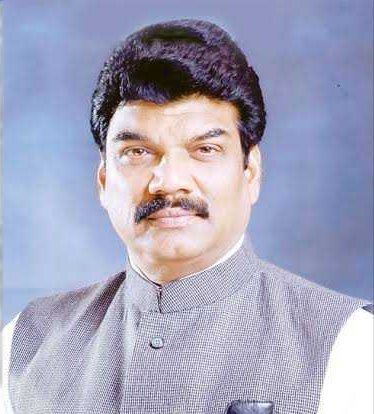 सामूहिक दुष्कर्म की शिकार पीड़िता के घर पहुंचे राजस्व एवं परिवहन मंत्री, 2 लाख 25 हजार की दी सहायता राशि | New India Times