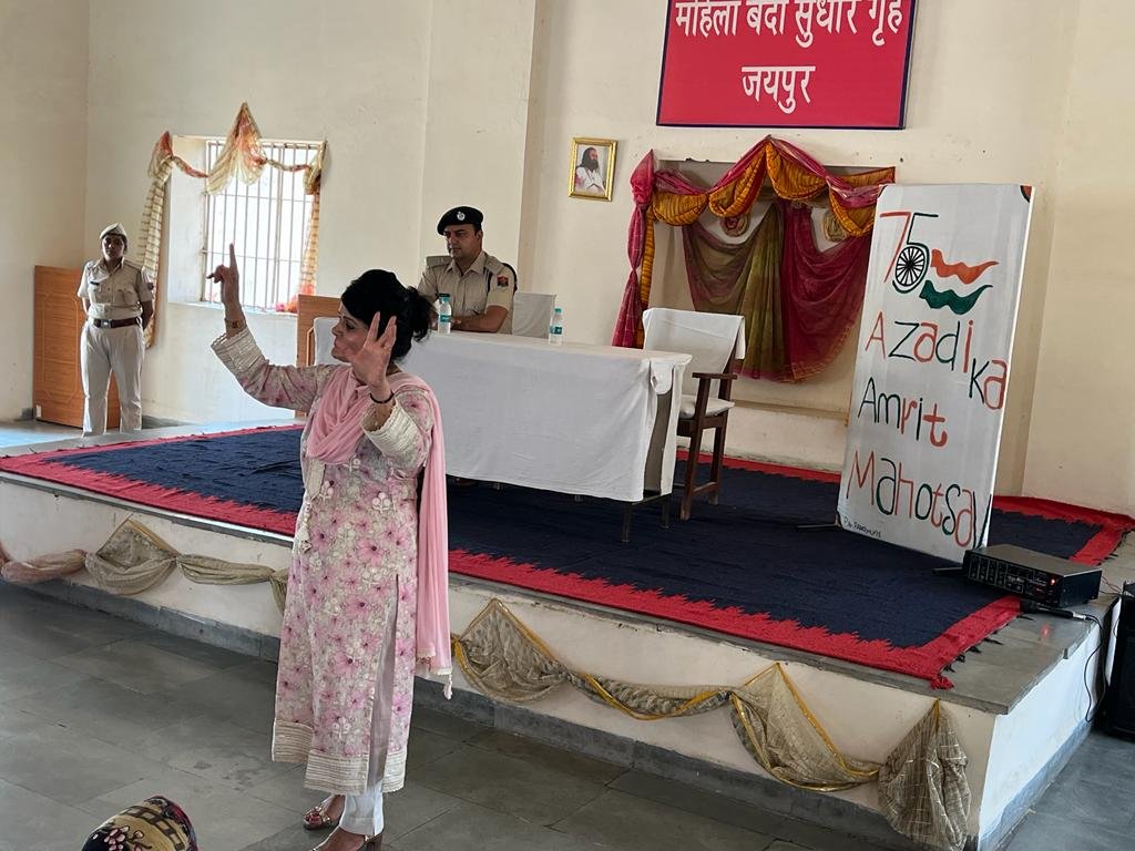 जीवन में हमेशा आशा रखें, निराशा हमें नकारात्मक सोच की ओर ले जाती है: डॉक्टर साहिल त्रिवेदी | New India Times