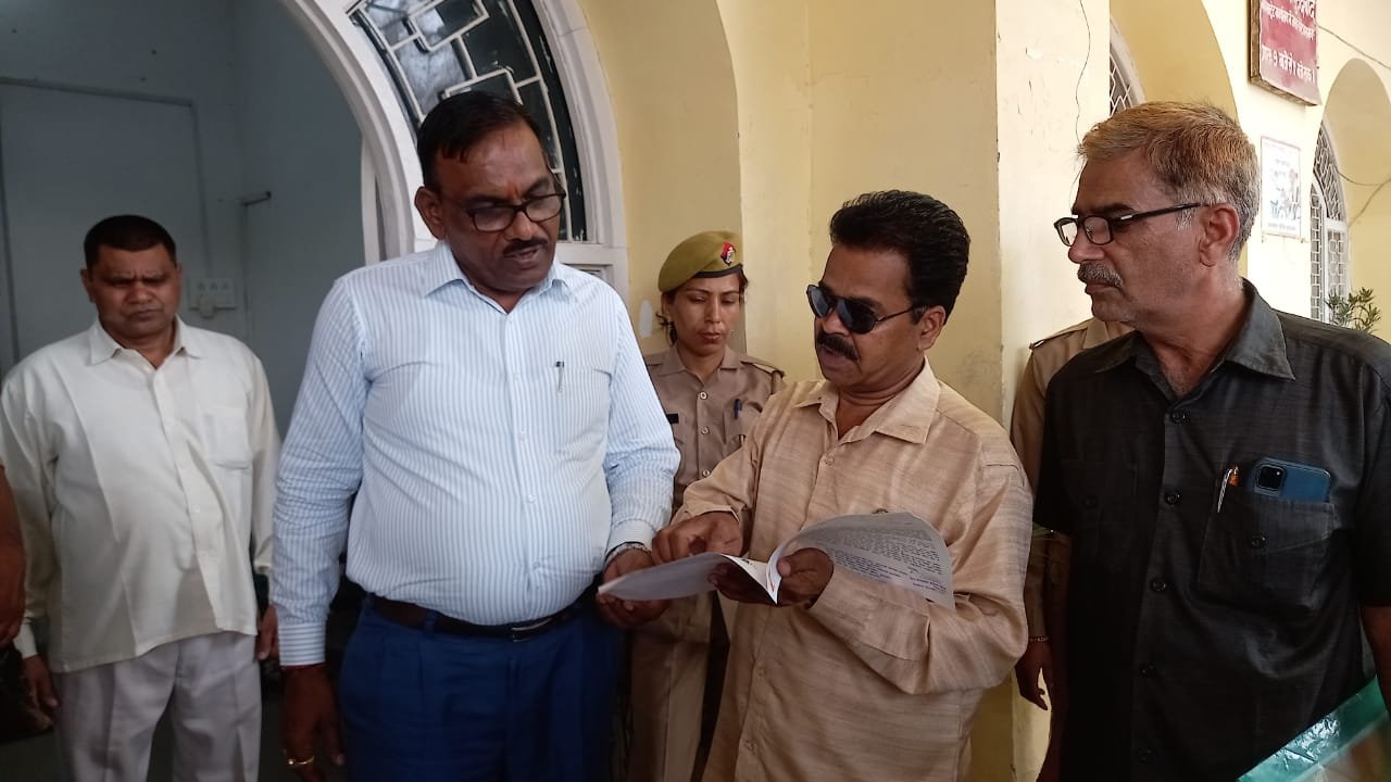 शिव सैनिक पर लगाया गया पूर्व में पार्टी से निष्कासित होने का आरोप, जिला अधिकारी व एसएसपी को दिया गया शिकायती पत्र | New India Times