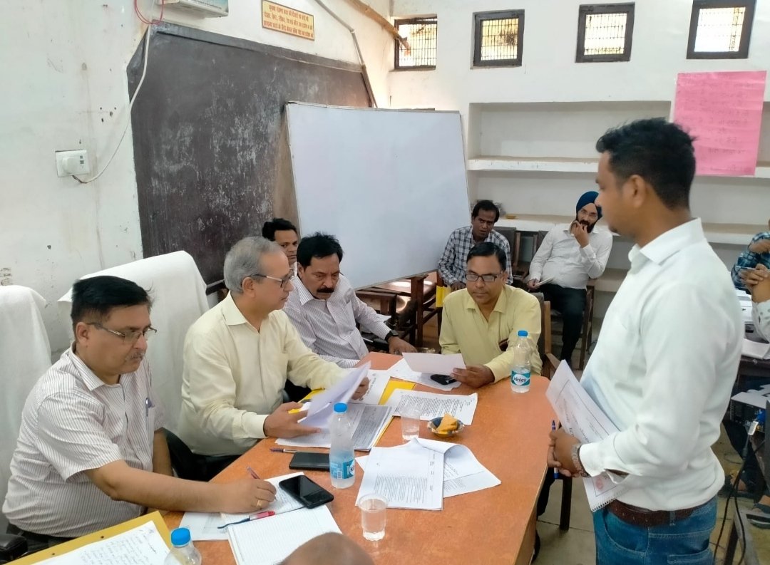 कार्य दायित्वों के निर्वाहन को लेकर एडी लखनऊ मंडल ने लगाई एनएचएम अधिकारियों-कर्मचारियों को फटकार | New India Times