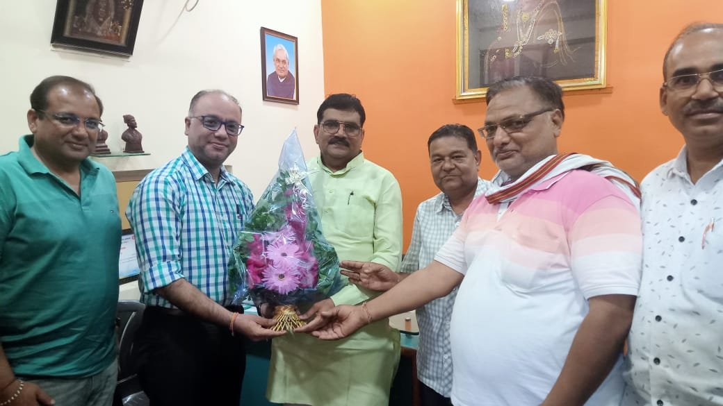 टेक्सटाइल कलस्टर एसोसिशन ने सांसद ज्ञानेश्वर पाटिल का माना आभार | New India Times