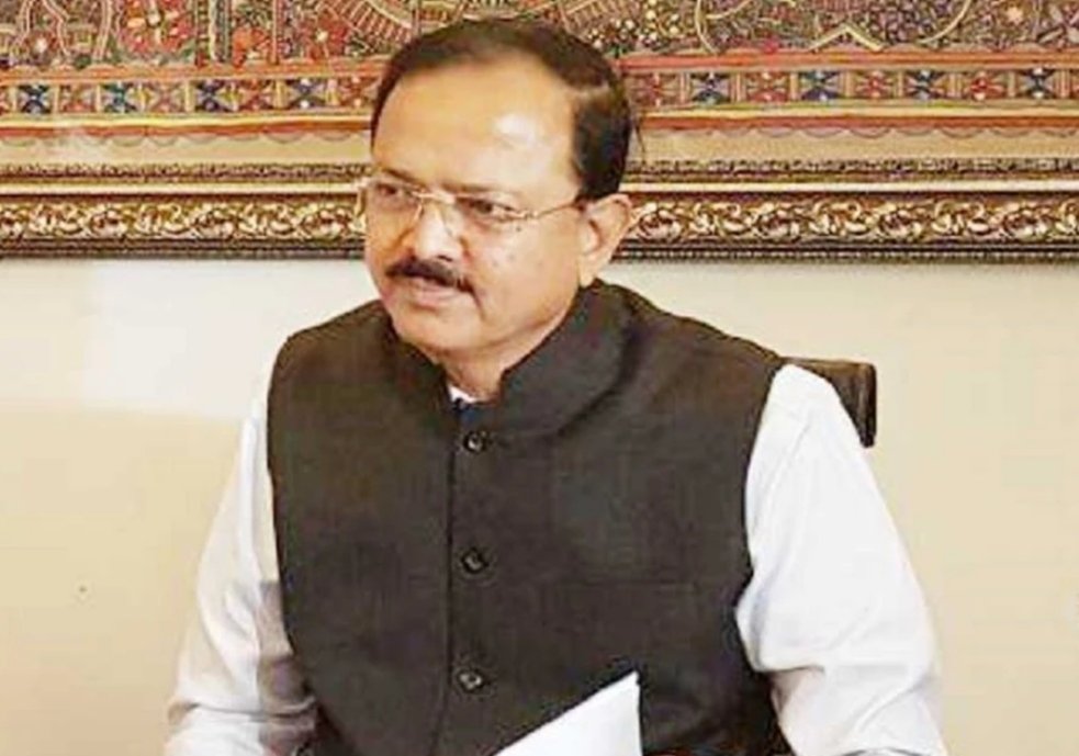 गठबंधन सरकार होगी बर्ख़ास्त, त्रिदलीय सरकार से प्रदेश की जनता और नेता त्रस्त: सांसद डाॅ सुभाष भामरे | New India Times