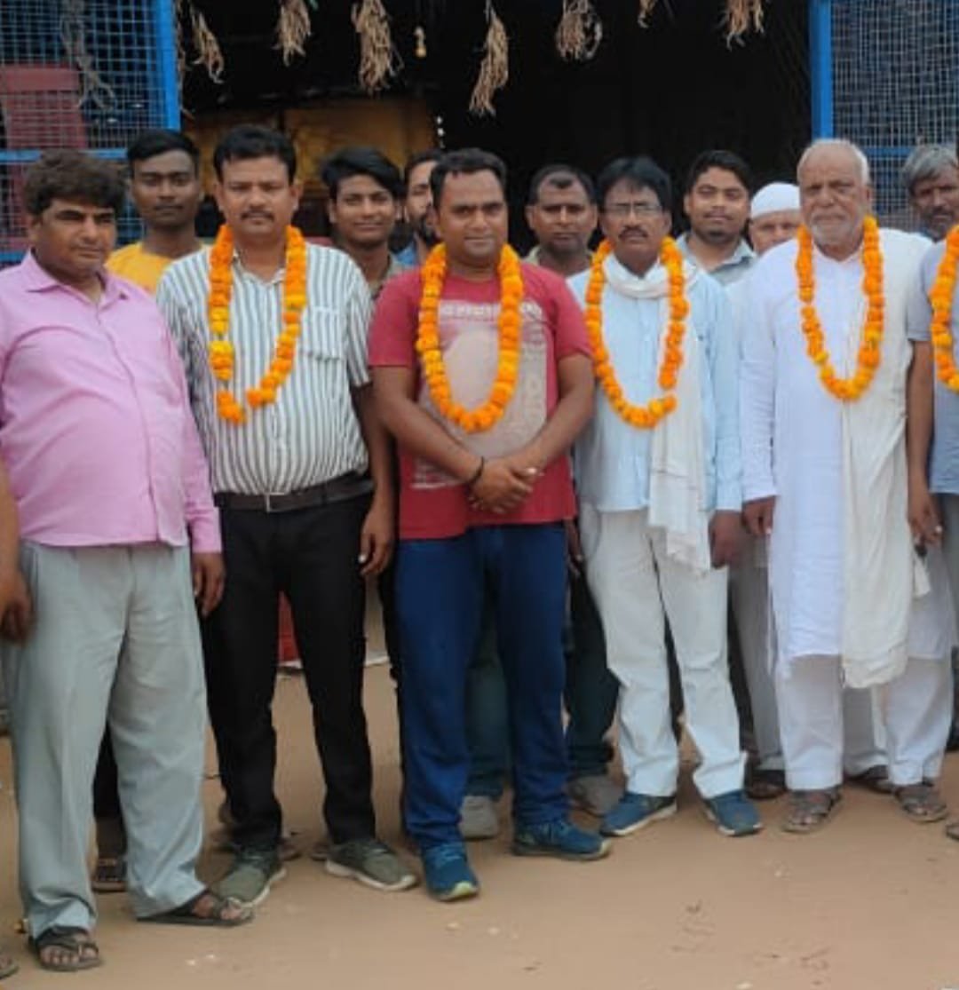 फल मंडी के व्यापारियों द्वारा मोहम्मद शहीद उस्मानी को बनाया गया फल मंडी का अध्यक्ष | New India Times