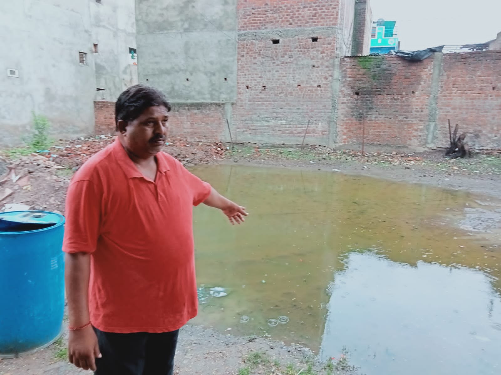 थांदला वार्ड नंबर 12 में गनदगी ही गंदगी, वार्ड वासी परेशान, वार्ड नंबर 12 के वार्ड वासीयों के साथ जिम्मेदारों द्वारा सौतेला व्यवहार करने का आरोप | New India Times