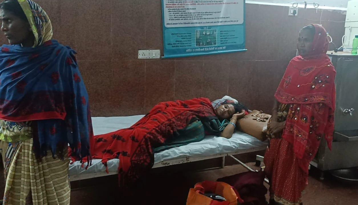 तिल तिल तड़पती रही गर्भवती महिला, नहीं मिली घंटों तक एंबुलेंस | New India Times