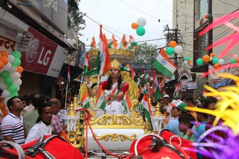 हर-घर तिरंगा अभियान के तहत दतिया नगर में निकाली गई भव्य तिरंगा यात्रा, गृह मंत्री, सांसद, बागेश्वर धाम के संत, दंदौरआ सरकार के महाराज भी हुए शामिल 2 हर-घर तिरंगा अभियान के तहत दतिया नगर में निकाली गई भव्य तिरंगा यात्रा, गृह मंत्री, सांसद, बागेश्वर धाम के संत, दंदौरआ सरकार के महाराज भी हुए शामिल | New India Times
