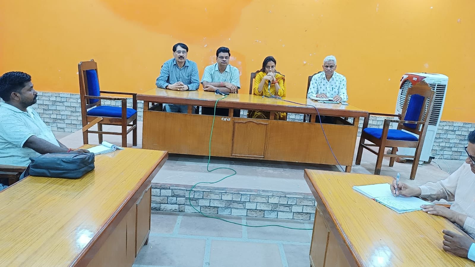 राजीव गांधी ग्रामीण ओलंपिक खेलों की ग्राम पंचायत स्तर पर तैयारियों के संबंध में समीक्षा बैठक का हुआ आयोजन | New India Times