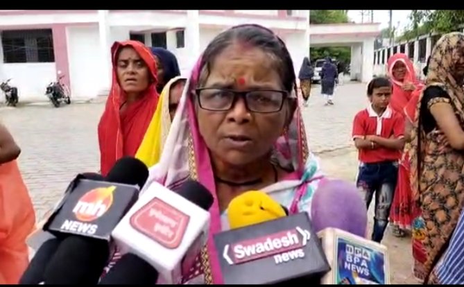 बंटवारे को लेकर दो पक्षों में हुआ विवाद मामला पहूंचा झाँसी एसएसपी के पास | New India Times