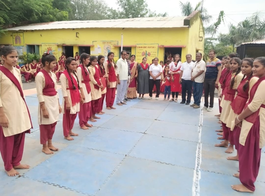 राष्टीय खेल दिवस पर कन्या शाला में खेलकूद प्रतियोगिता का हुआ आयोजन | New India Times
