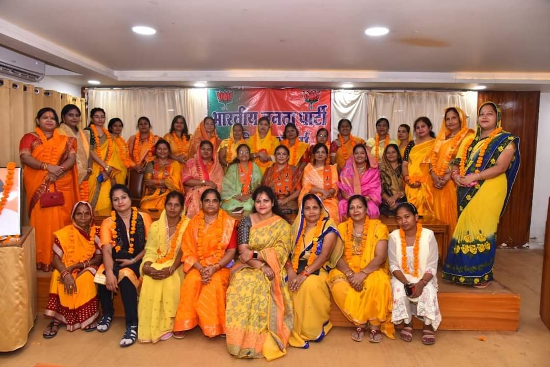 रानी लक्ष्मीबाई मंडल की नवनियुक्त पदाधिकारियों की हुई परिचय बैठक | New India Times