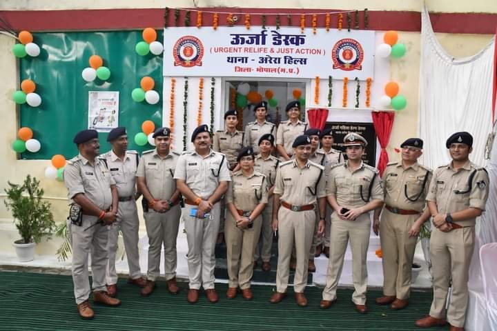 मुझे आशा है, महिला ऊर्जा हेल्प डेस्क पीड़ित महिलाओं को राहत दिलाने में महत्वपूर्ण भूमिका निभाएंगी: पुलिस आयुक्त श्री मकरंद देउस्कर | New India Times