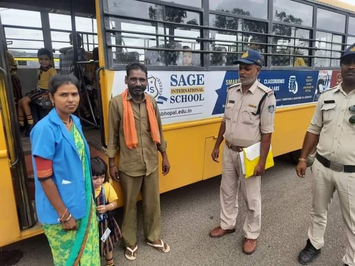 भोपाल के बिलाबॉन्ग स्कूल की बस में हुई घटना के बाद प्रशासन हुआ सख़्त, एसडीएम, डीएसपी, शिक्षा विभाग एवं नगर निगम के अधिकारियों का दल स्कूलों की करेगा जांच | New India Times