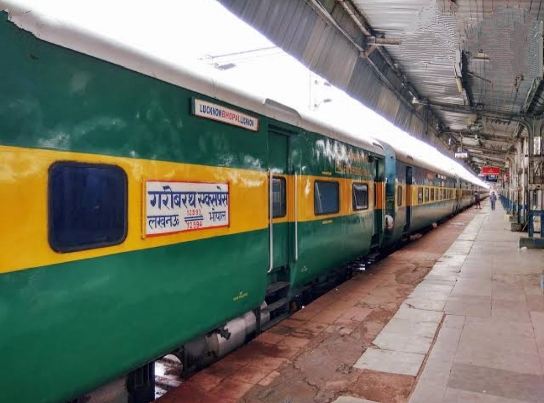 रैक के अभाव में भोपाल-लखनऊ जंक्शन गरीबरथ एक्सप्रेस तीन-तीन दिन रहेगी निरस्त | New India Times