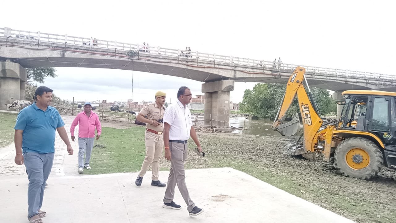 नवरात्र के पर्व पर चलाया जा रहा है विशेष सफाई अभियान | New India Times