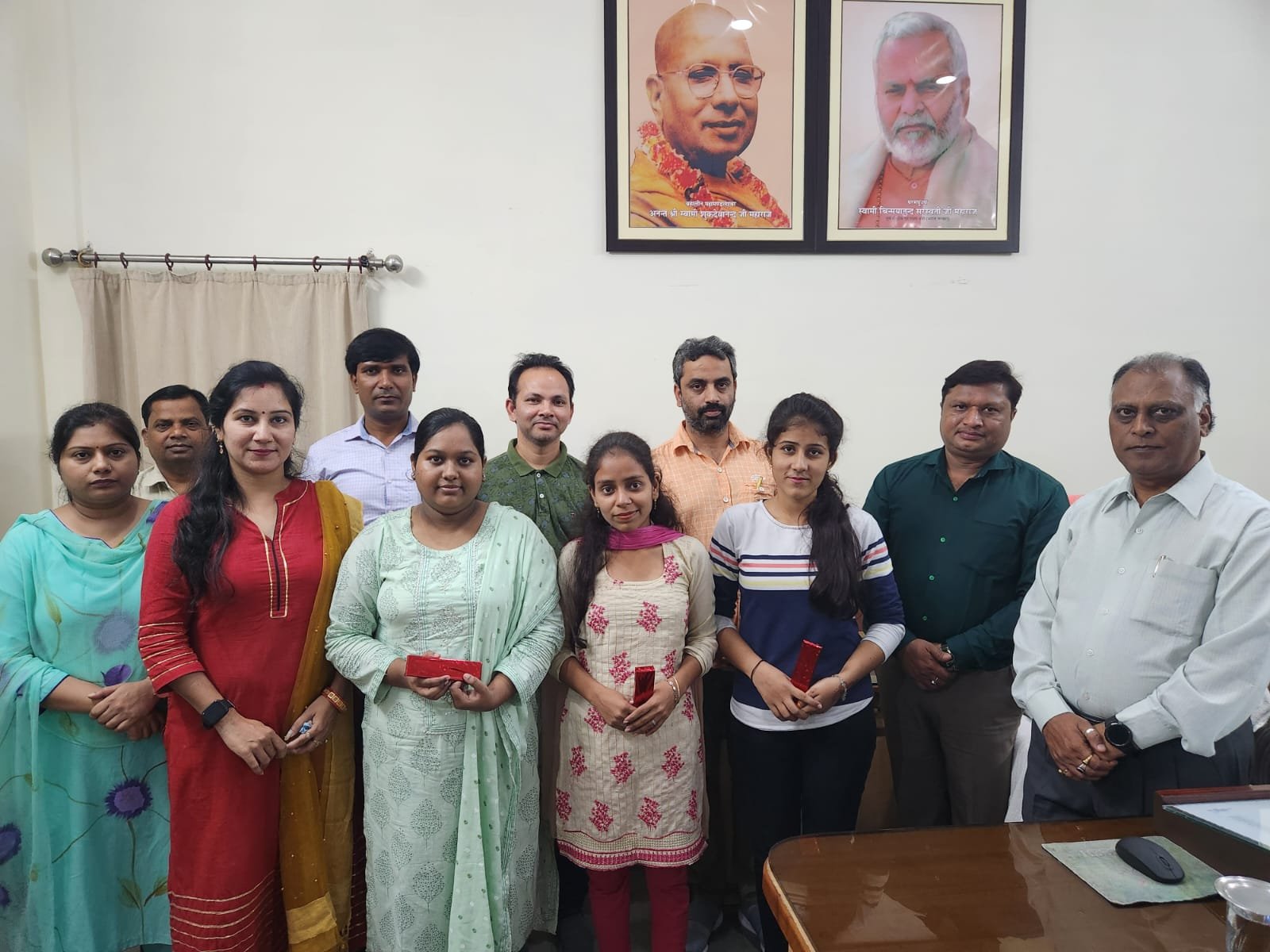 एमए अंग्रेजी में फ़िज़ा बी रहीं टॉपर | New India Times