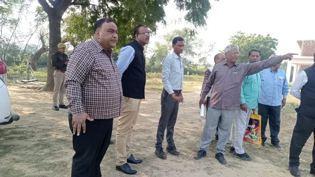 नगर निगम की खाली पड़ी भूमि पर दुकानें, मैरिज लॉन, पार्किंग आदि बनवाई जाए: नगर आयुक्त संतोष कुमार शर्मा | New India Times