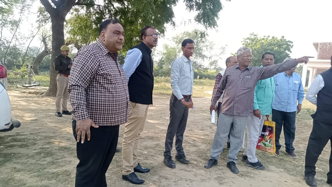 नगर निगम की खाली पड़ी भूमि पर दुकानें, मैरिज लॉन, पार्किंग आदि बनवाई जाए: नगर आयुक्त संतोष कुमार शर्मा | New India Times