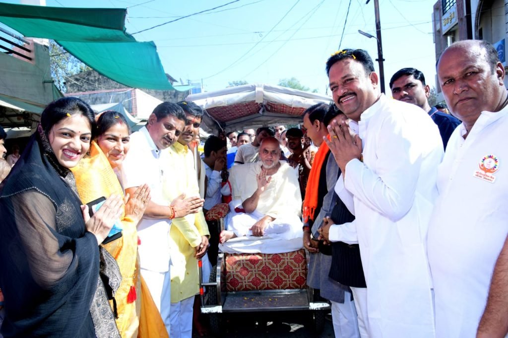 भगवंतों का जयघोष के साथ हुआ मंगल प्रवेश | New India Times