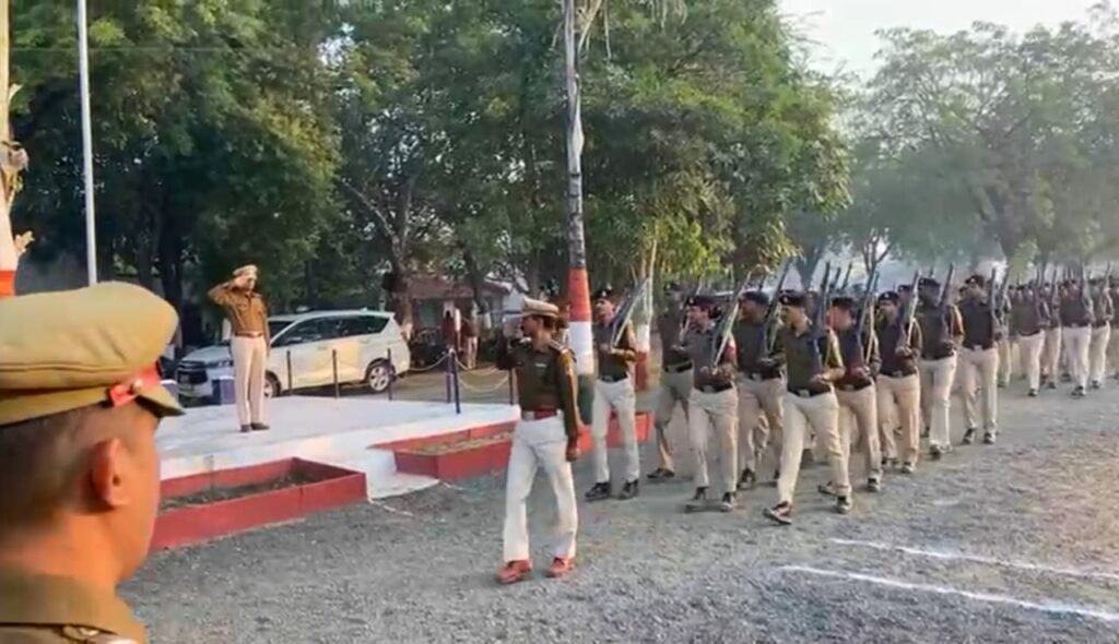 झाबुआ पुलिस लाइन में की गई जनरल परेड | New India Times