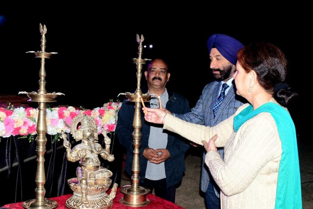 सीमा प्रहरियों द्वारा किया गया रकतदान शिविर का आयोजन | New India Times