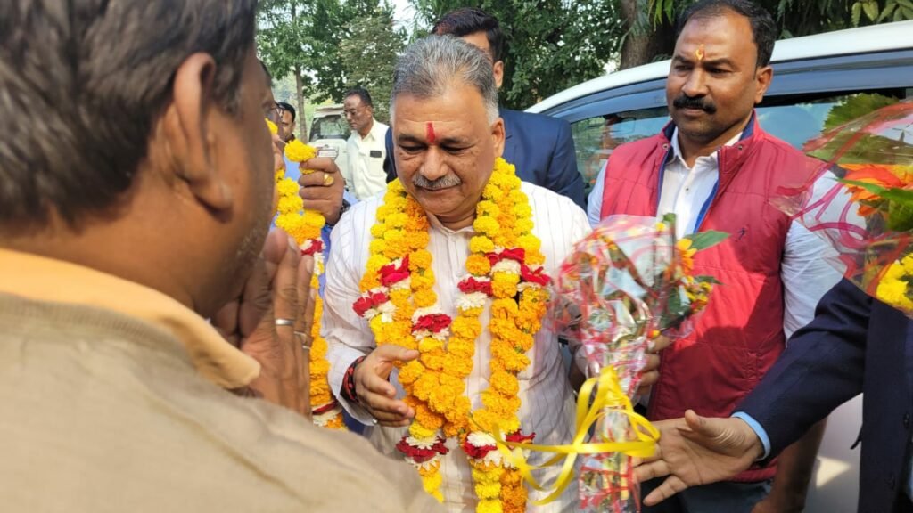 झाबुआ जिला प्रभारी मंत्री श्री इंदर सिंह परमार का झाबुआ में हुआ आगमन | New India Times