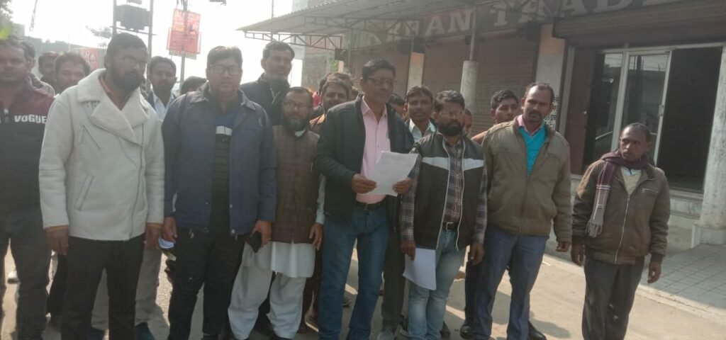 5 वर्षों से मानदेय भुगतान न होने से शिक्षक भुखमरी के कगार पर, ज़िम्मेदार शासन/प्रशासन बनी मूकदर्शक अनजान: अध्यक्ष अतिउल्लह खान 2 5 वर्षों से मानदेय भुगतान न होने से शिक्षक भुखमरी के कगार पर, ज़िम्मेदार शासन/प्रशासन बनी मूकदर्शक अनजान: अध्यक्ष अतिउल्लह खान | New India Times