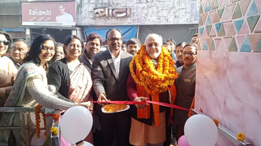 वित्त मंत्री सुरेश कुमार खन्ना ने पिंक वॉलेट का किया लोकार्पण 2 वित्त मंत्री सुरेश कुमार खन्ना ने पिंक वॉलेट का किया लोकार्पण | New India Times