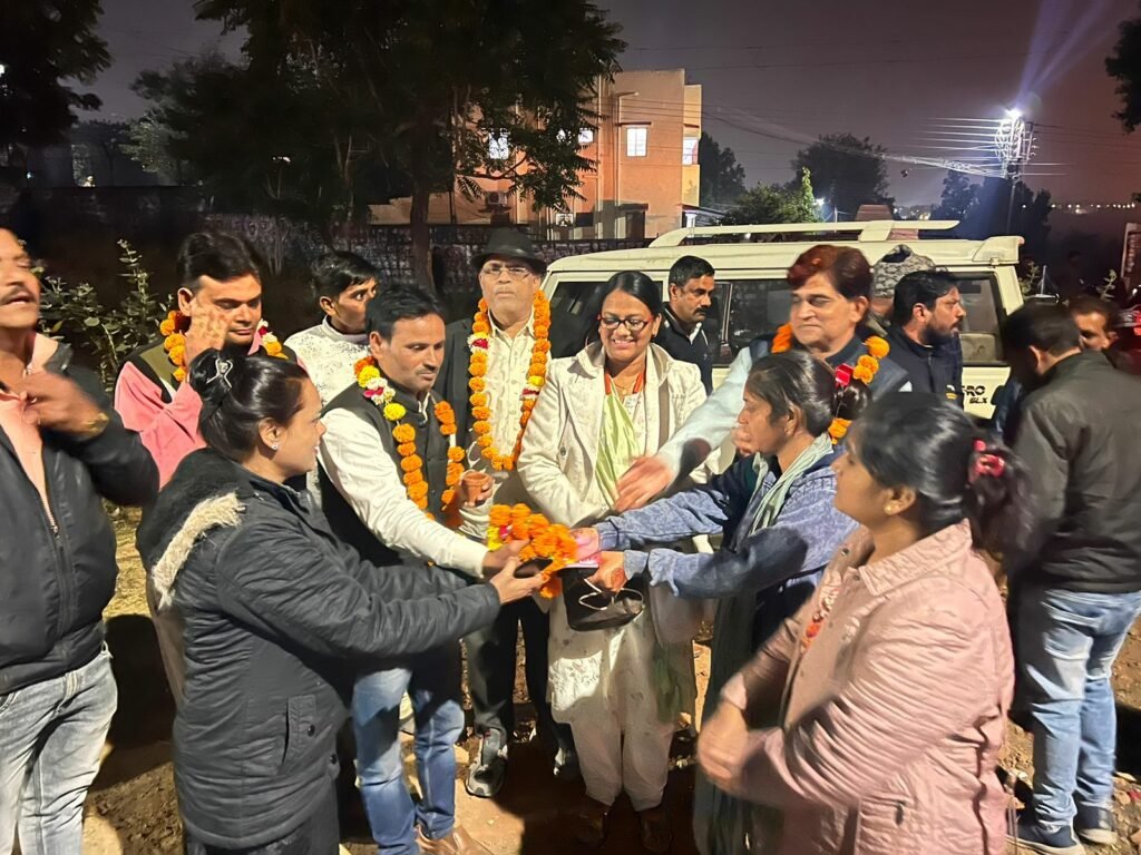 सेन्ट्रल जेल‌ से रिहा हुए संविदा स्वास्थ्य कर्मचारी, चौतरफा विरोध के बीच बैकफुट पर आई शिवराज सरकार | New India Times