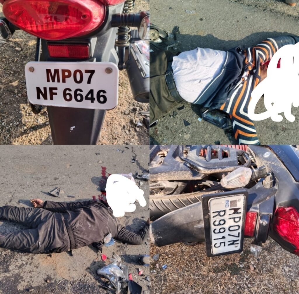 आमने सामने की टक्कर में दो बाइक सवार चालकों की मौके पर ही मौत, चार गंभीर रूप से घायल | New India Times